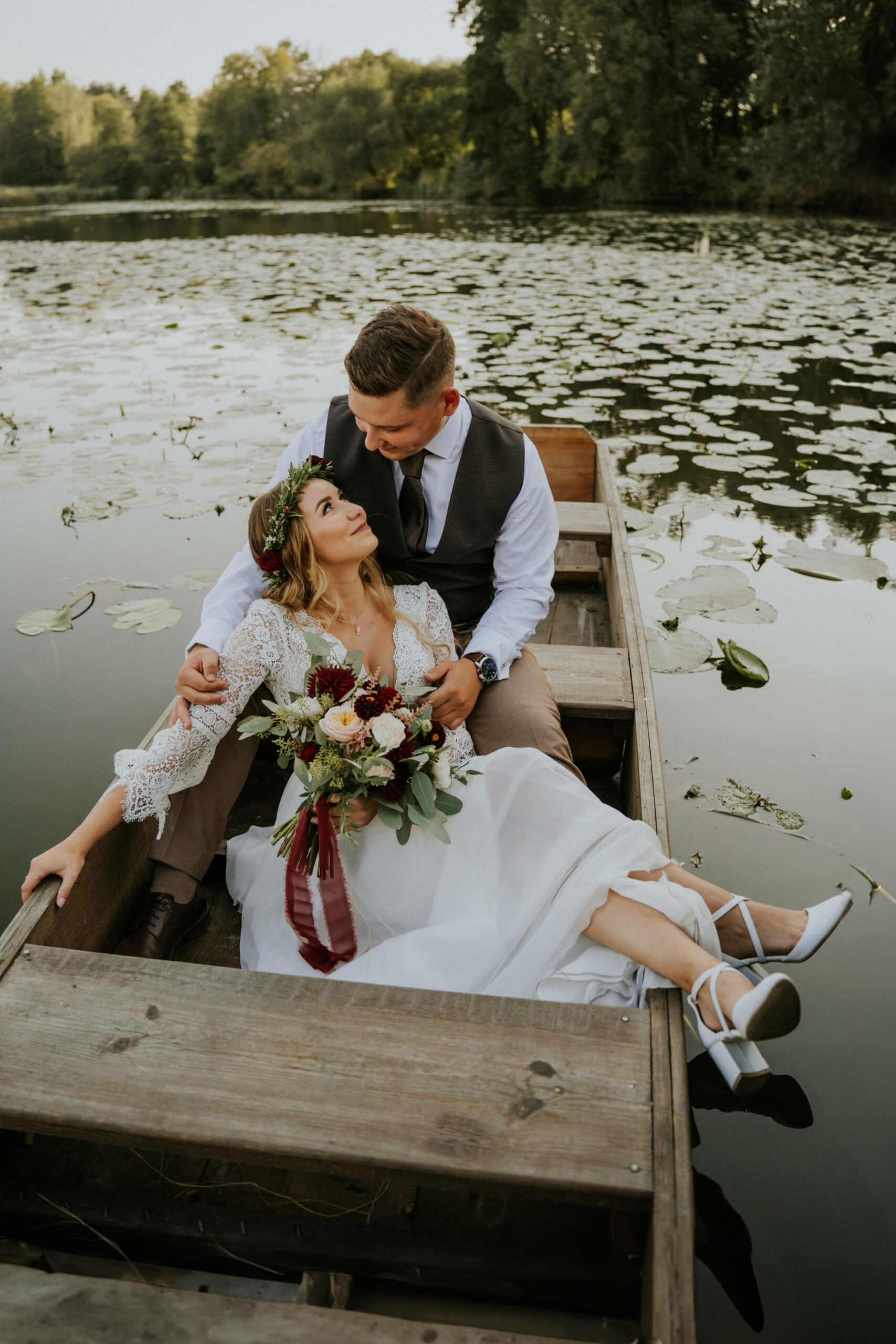 b3d81d32-9921-47b7-8de1-90c4998b0804